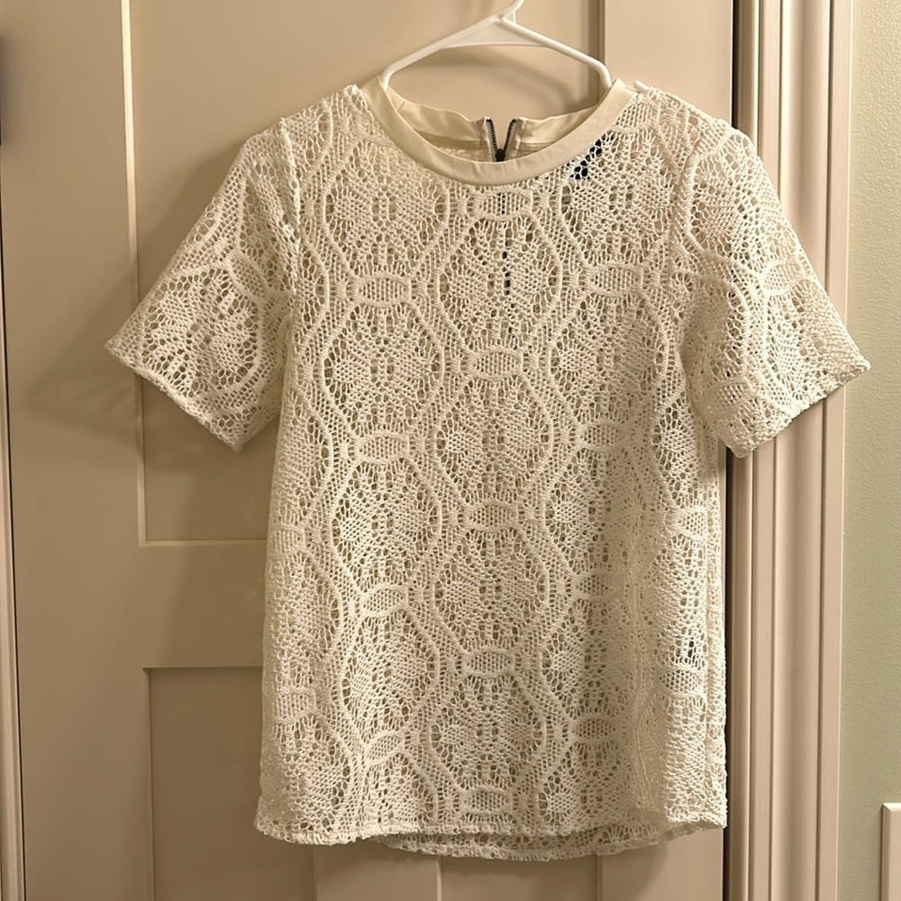 Lace crewneck top